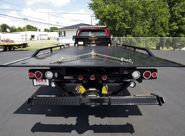 2013 Ford F-550 Rollback 4 Door With LS Package