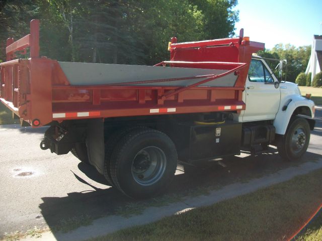 1995 Ford F-800 Unknown