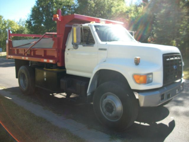 1995 Ford F-800 Unknown