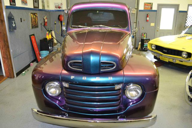 1950 Ford F1 4dr 1500 SLT SUV