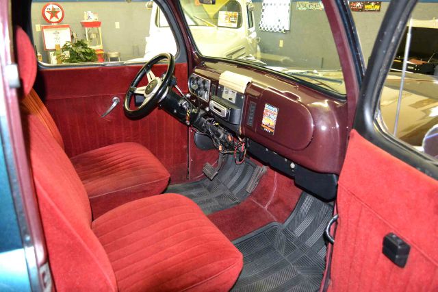 1950 Ford F1 4dr 1500 SLT SUV