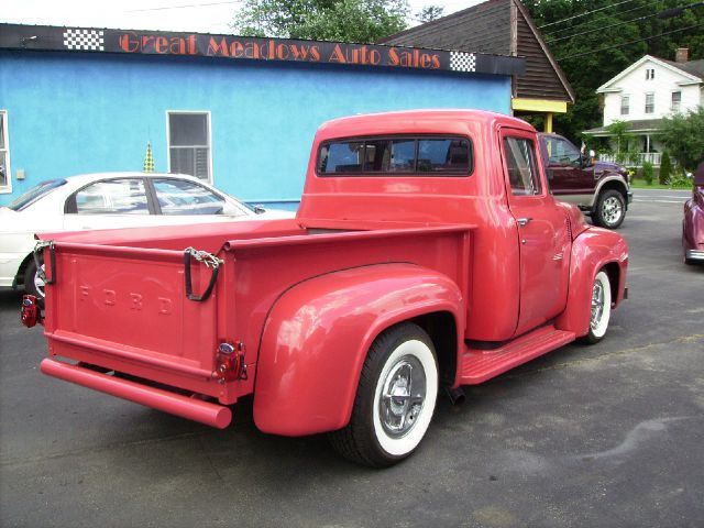 1956 Ford F100 2500 LS 4x2