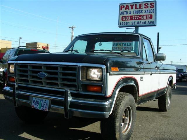 1985 Ford F150 LS HD 4X4 Plow