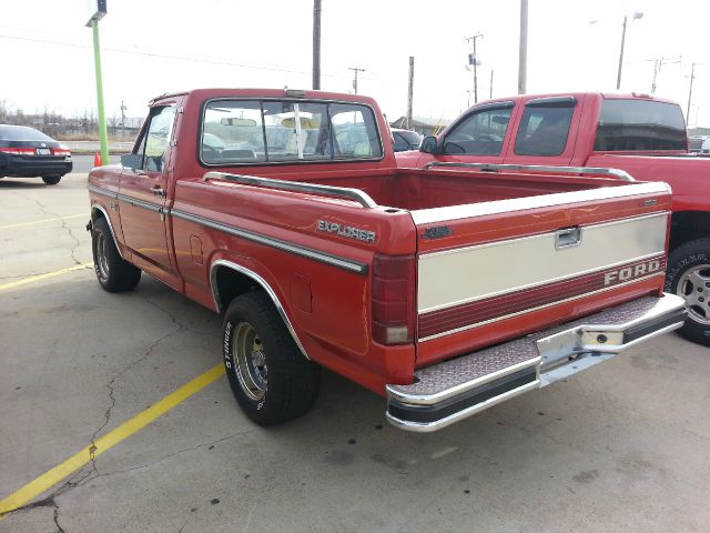 1985 Ford F150 ES 2.4L AUTO