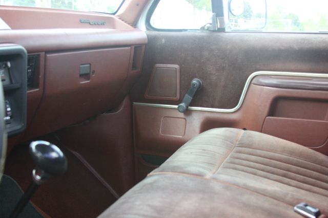 1987 Ford F150 ES 2.4L AUTO