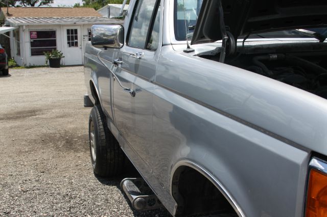 1987 Ford F150 ES 2.4L AUTO