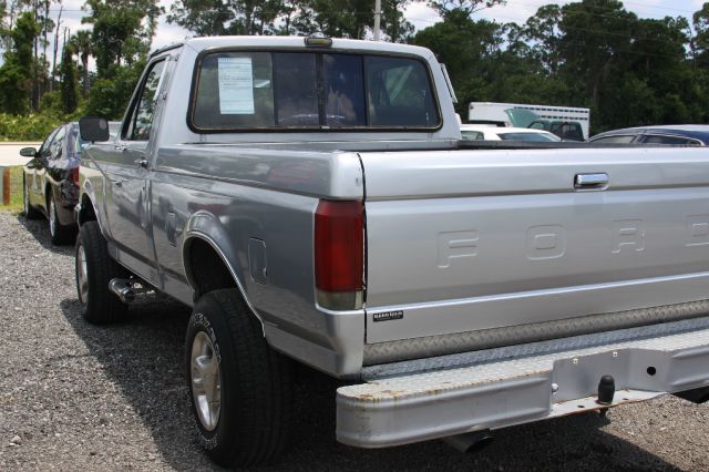 1987 Ford F150 ES 2.4L AUTO