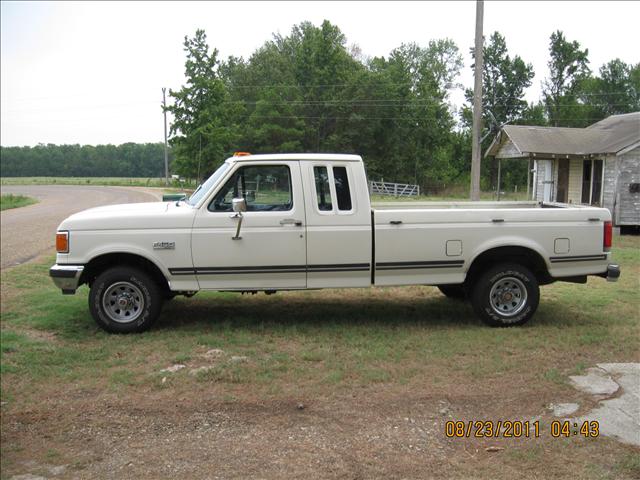 1990 Ford F150 Grand Touring 2WD