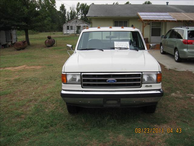 1990 Ford F150 Grand Touring 2WD