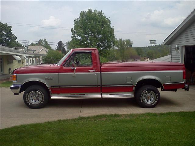 1990 Ford F150 Grand Touring 2WD