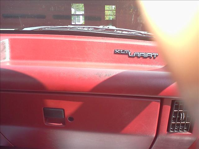 1990 Ford F150 Grand Touring 2WD