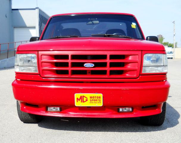 1993 Ford F150 4 DOOR DSG AUTO