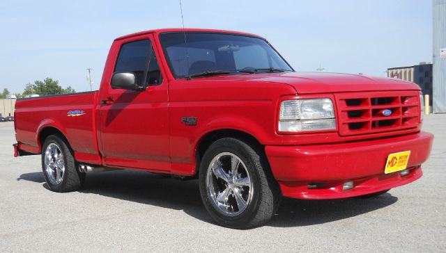 1993 Ford F150 4 DOOR DSG AUTO