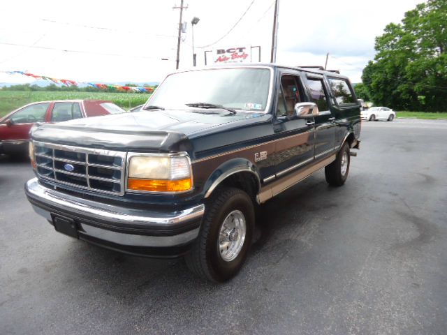 1994 Ford F150 LT. 4WD. Sunroof, Leather