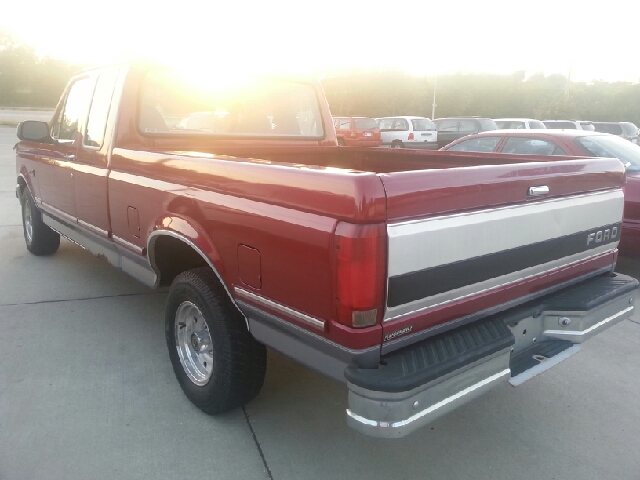 1995 Ford F150 FWD 4dr Manual GLS Ltd Avail