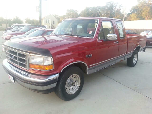 1995 Ford F150 FWD 4dr Manual GLS Ltd Avail