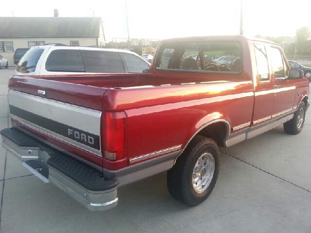 1995 Ford F150 FWD 4dr Manual GLS Ltd Avail
