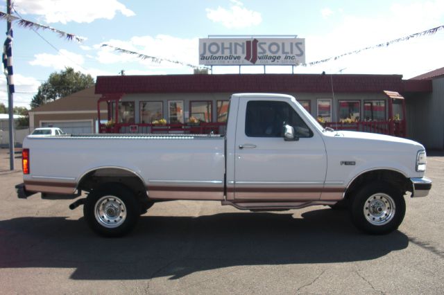 1995 Ford F150 LX 2.7L V6 DUAL Frontside Airbags