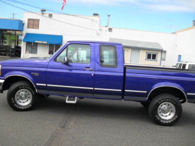 1995 Ford F150 SE Customizedleather