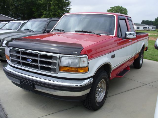 1995 Ford F150 Reg Cab 108 WB