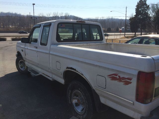 1995 Ford F150 Reg Cab 108 WB