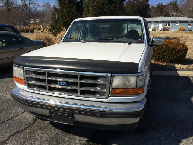 1995 Ford F150 Reg Cab 108 WB
