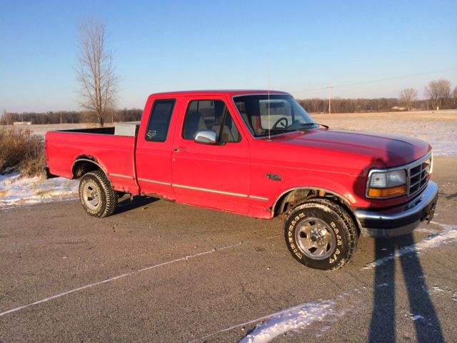 1996 Ford F150 Reg Cab 108 WB