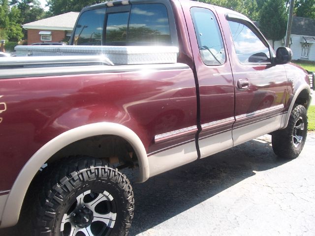 1997 Ford F150 4dr Pick Up