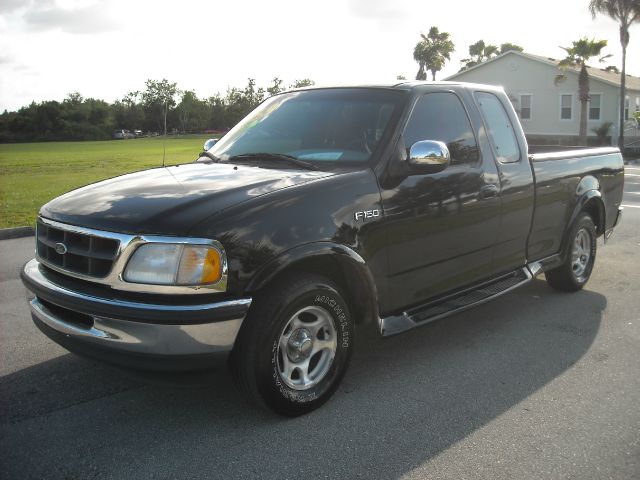 1997 Ford F150 143.5 WB 4WD