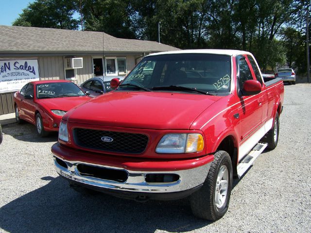 1997 Ford F150 4dr Pick Up