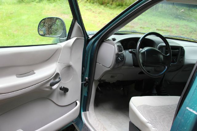 1997 Ford F150 DVD NAV ROOF