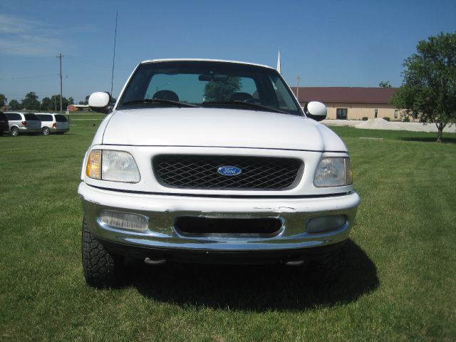 1997 Ford F150 1500 LT 4WD