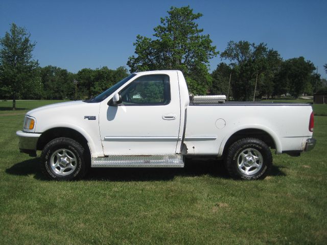 1997 Ford F150 1500 LT 4WD