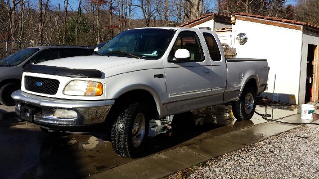 1997 Ford F150 XS Sport Utility 4D
