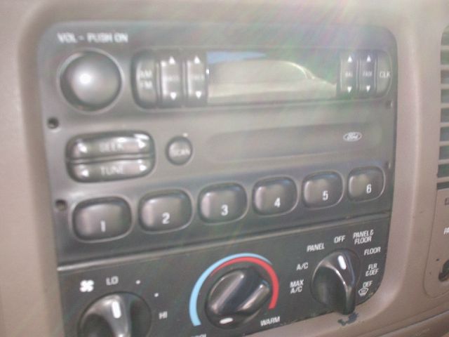 1997 Ford F150 Supercrew-short-limited-nav-22 INCH Rims-1 Owner