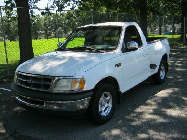 1997 Ford F150 XLS 4WD Crewcab