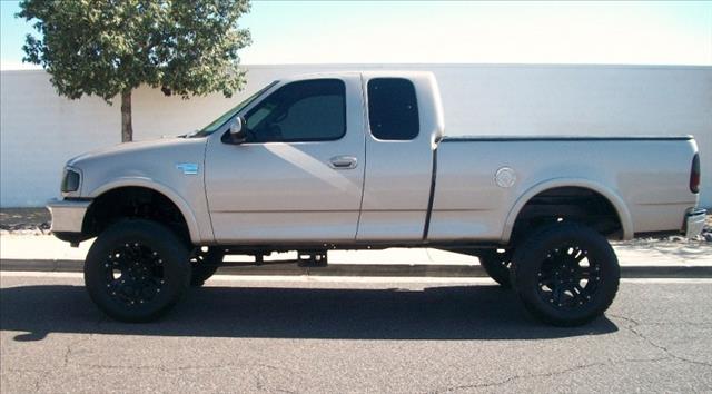 1998 Ford F150 CREW CAB 2WD 143.5wb
