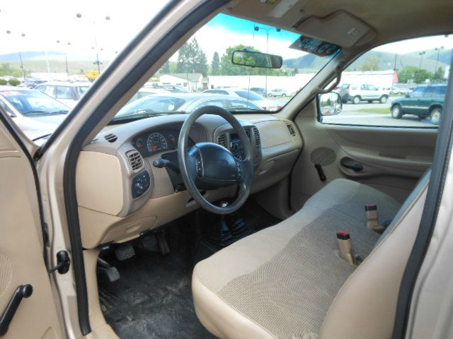 1998 Ford F150 Reg Cab 108 WB