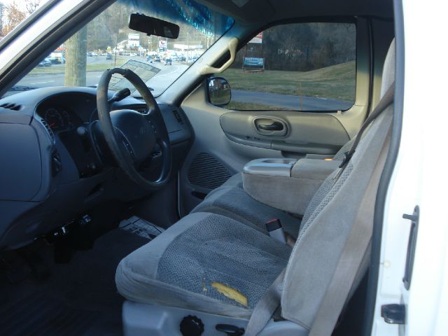 1999 Ford F150 2+2 Launch Edition