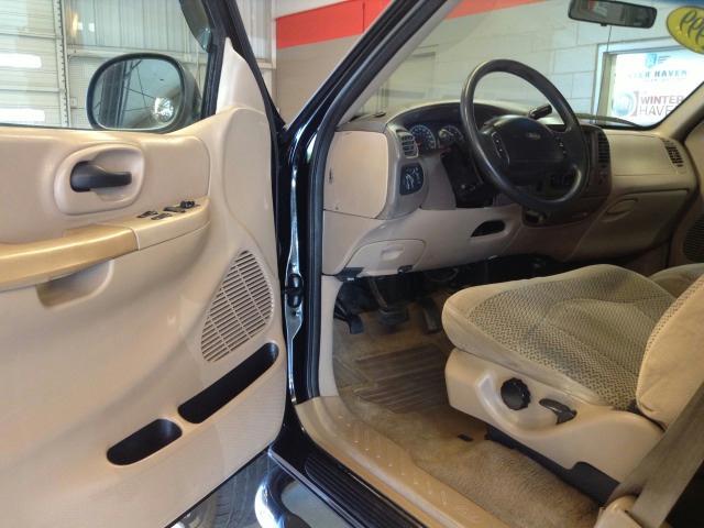 1999 Ford F150 Platinum