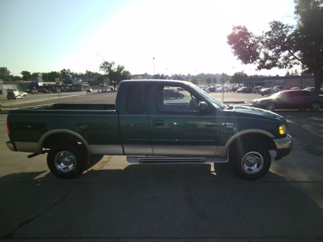 1999 Ford F150 Crew Cab 143.5 WB 4WD SLT