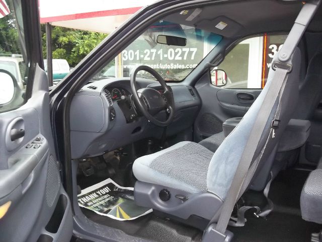 1999 Ford F150 SLT 1 Ton Dually 4dr 35