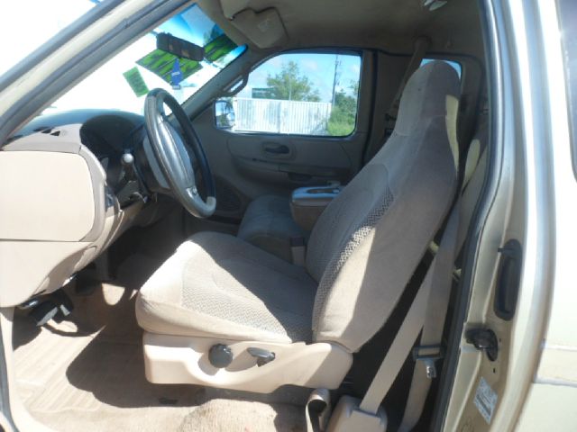 1999 Ford F150 4dr-auto