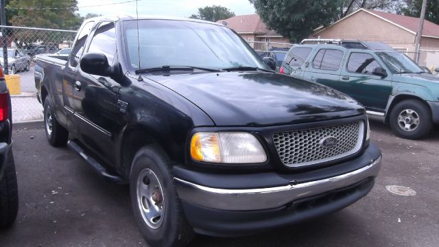 1999 Ford F150 Extended LS