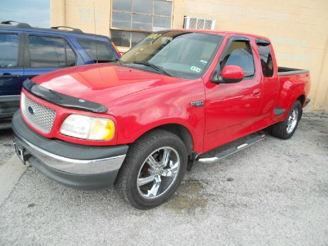 1999 Ford F150 SLE 5.3L V8 4WD 9 Passenger ABS TC