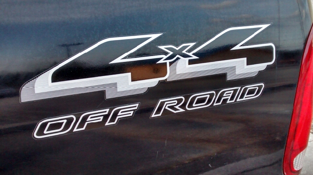 2000 Ford F150 XL 2WD Reg Cab