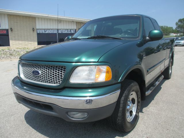 2000 Ford F150 SLT 1 Ton Dually 4dr 35