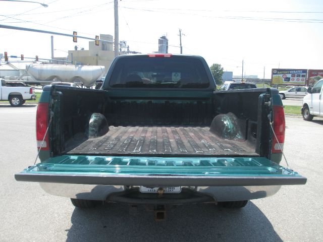 2000 Ford F150 SLT 1 Ton Dually 4dr 35