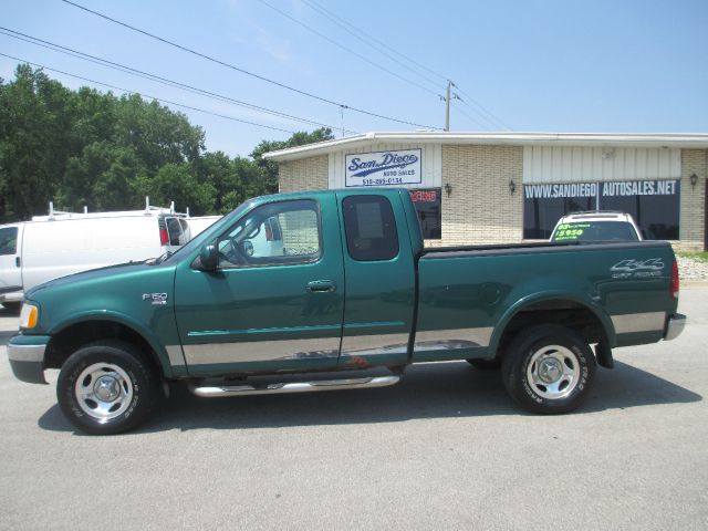 2000 Ford F150 SLT 1 Ton Dually 4dr 35