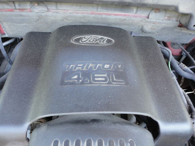 2000 Ford F150 SE Well Kept Alloy Wheels